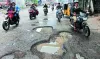 सड़कों की खराबी और अन्‍य रुकावटों से देश को सालाना 21.3 अरब डॉलर का नुकसान: अध्ययन- India TV Hindi