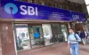 अपने ग्राहकों को सबसे ज्‍यादा एसएमएस भेजता है SBI, दूसरे स्‍थान पर है निजी क्षेत्र का HDFC बैंक- India TV Hindi