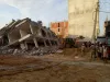 ग्रेटर नोएडा के शाहबेरी में 2 इमारतें गिरी, 2 की मौत, कई लोगों के दबे होने की आशंका- India TV Hindi