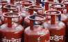 LPG cylinder to cost more as oil companies rise prices for subsidised and non subsidised cylinder- India TV Hindi News