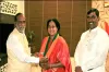 Wife of senior Congress leader in Telangana joins BJP- India TV Hindi