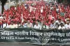 कर्ज मुक्त करने की मांग पर रामलीला मैदान में जुटे किसान, संसद कूच आज- India TV Hindi