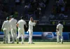 पर्थ टेस्ट, चौथा दिन: ऑस्ट्रेलियाई गेंदबाजों ने बरपाया कहर, हार की ओर भारत- India TV Hindi
