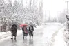 जम्मू एवं कश्मीर में तापमान गिरा, बारिश, बर्फबारी की संभावना- India TV Hindi