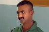 पाकिस्तान IAF पायलट को लौटाने के लिए हुआ तैयार, लगाई शांति की गुहार- India TV Hindi
