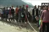 पुलवामा हमले के बाद सेना में भर्ती होने के लिए लाइन में लगे कश्मीरी नौजवान- India TV Hindi