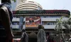 Sensex logs 9th straight loss, crashes 372 pts- India TV Paisa