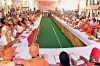 विहिप की बैठक में संतों की राम मंदिर जल्द बनाने की मांग- India TV Hindi
