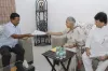 DPCC President Sheila Dikshit with party leader Haroon...- India TV Hindi