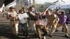 सीएए-एनआरसी के खिलाफ महाराष्ट्र बंद: बसों पर पथराव, एक व्यक्ति घायल - India TV Hindi