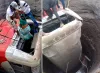 Maharashtra: A bus and a rickshaw fell into a well after...- India TV Hindi