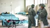 इटली: ICU में घटी मरीजों की संख्या लेकिन भावनात्मक दबाव से गुजर रहे हैं स्वाथ्यकर्मी- India TV Hindi