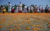 Flowers petaled from sky on corona warriors across India on...- India TV Hindi