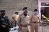 Kanpur police shoot down two miscreants in encounter, search continues for Vikas Dubey- India TV Hindi