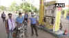 Petrol Diesel Price today in delhi mumbai noida chennai kolkata Petrol Diesel Price: फिर बढ़े पेट्रो- India TV Paisa