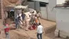 MP: खंडवा पुलिस की हैवानियत का VIDEO आया सामने, कोरोना मरीज के परिजनों को बेरहमी से पीटा- India TV Hindi