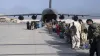 काबुल एयरपोर्ट से उड़ानें फिर शुरू, सैनिक वापसी की मियाद खत्म होने से पहले और हमले की आशंका- India TV Hindi