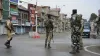 श्रीनगर में आतंकवादी ने पुलिसकर्मी की गोली मारकर हत्या की, घटना कैमरे में कैद - India TV Hindi