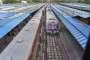 भारतीय रेलवे ने 100 ट्रेन कैंसिल कीं- India TV Hindi