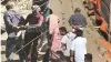 झगड़े के दौरान शख्स की पीठ में चाकू घोंपा- India TV Hindi