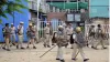 गश्त करते पुलिसकर्मी- India TV Hindi