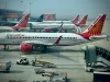 दिल्ली एयरपोर्ट पर ट्रेनिंग के दौरान पायलट की मौत।- India TV Paisa