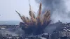 इजरायल-हमास के बीच युद्ध में बमबारी के बाद उठता धुआं।- India TV Hindi