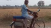 साइकिल पर लगा दिए बाइक के पार्ट्स- India TV Hindi