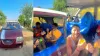 लड़कों ने कार में स्विमिंग पूल बनाया- India TV Hindi