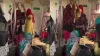 मेट्रो में डांस करती हुई महिलाएं- India TV Hindi