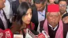 सपा नेता डिंपल यादव और अवधेश प्रसाद- India TV Hindi