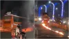 moving bus caught fire on Hooghly Bridge video surfaced- India TV Hindi