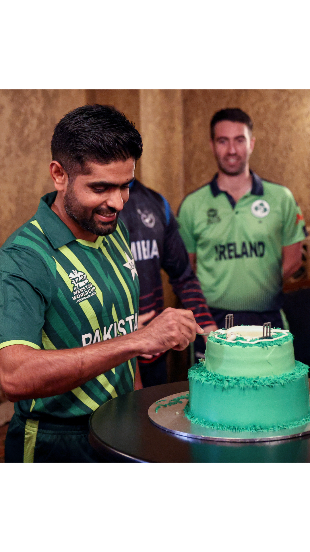 HBD Babar Azam: बाबर आजम आज माना रहे हैं अपना जन्म दिन 