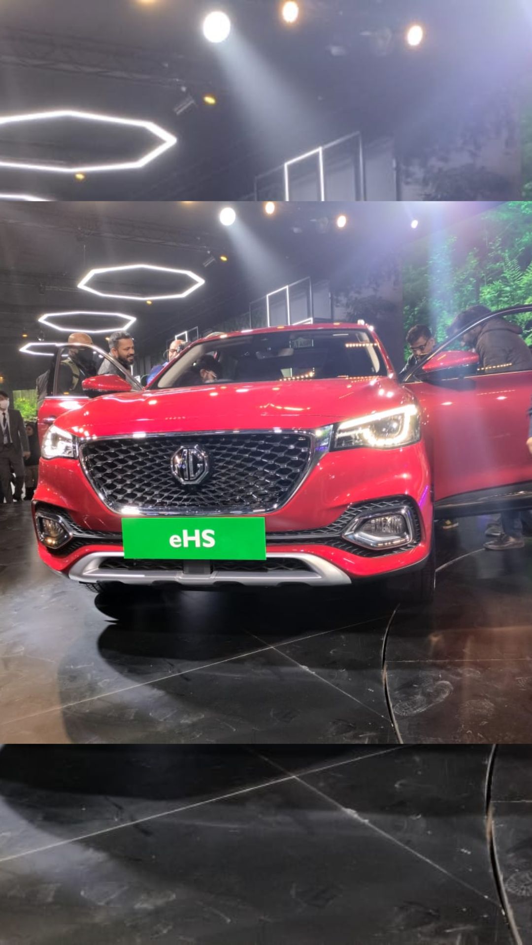 MG Motor ने MG4 इलेक्ट्रिक हैचबैक और MG EHS को Auto Expo 2023 में किया प्रदर्शित 