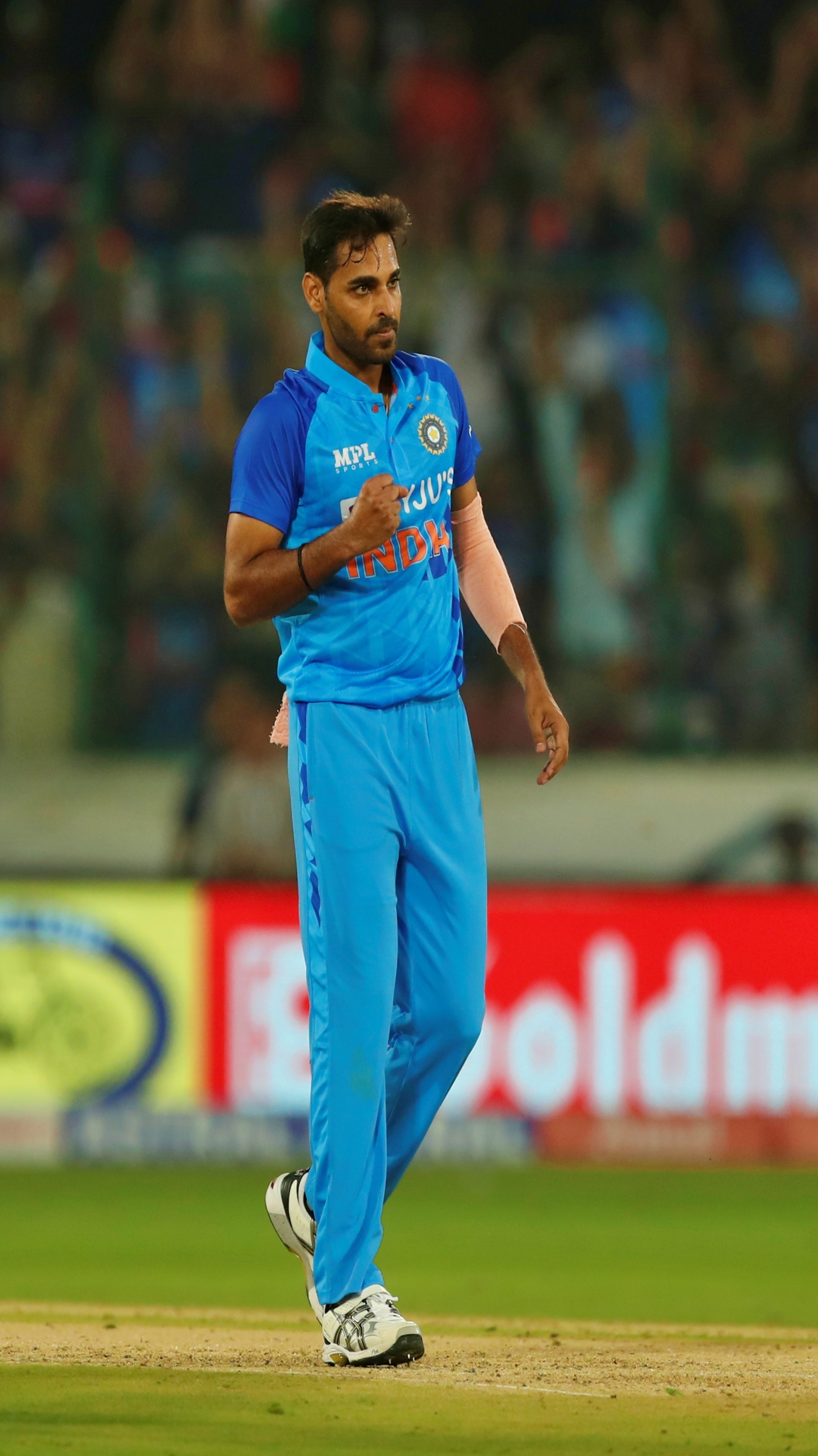 भारत के लिए इंटरनेशनल मैचों में करियर की पहली गेंद पर ही विकेट झटकने वाले खिलाड़ियों की लिस्ट