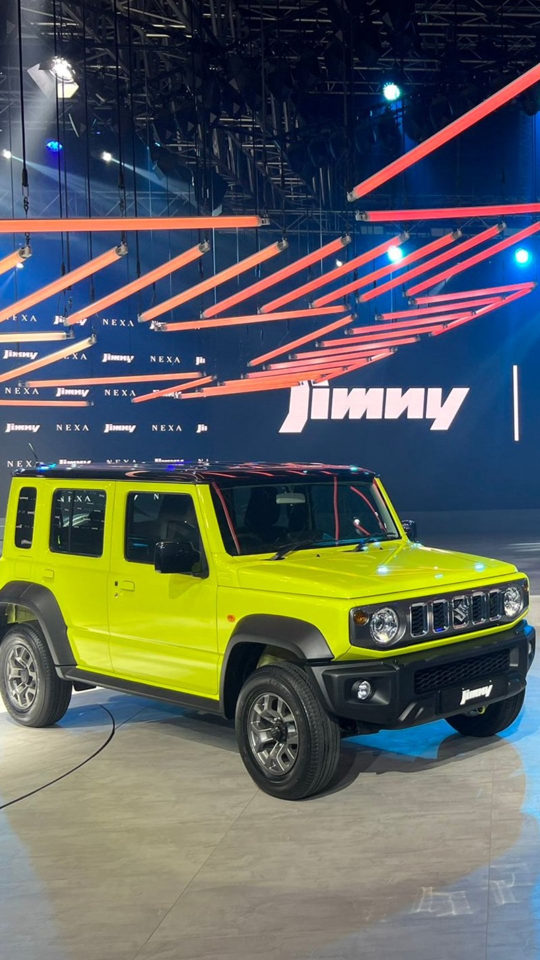 Maruti Jimny की कीमत सुनकर भूल जाएंगे Mahindra Thar, जानिए क्या हैं खूबियां