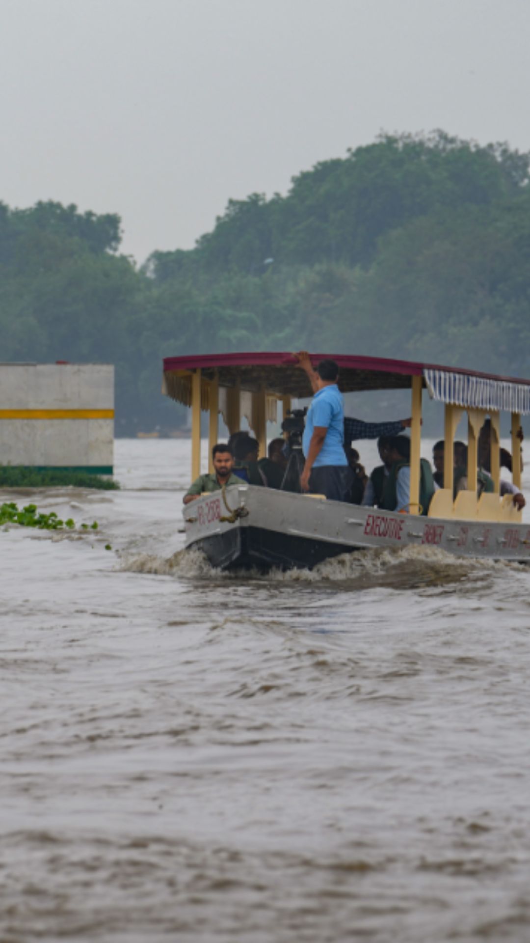 क्या ये है राजधानी दिल्ली की असलियत? बाढ़ ने किया बुरा हाल