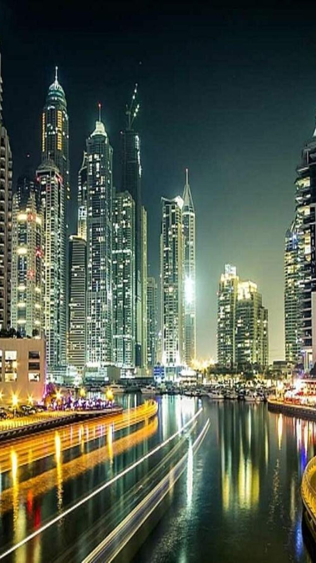 दुबई को इन 7 वजहों से कहा जाता है अजूबों का शहर