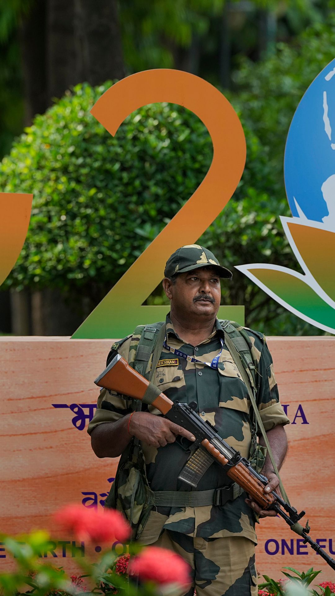 G20 सम्मेलन के लिए दिल्ली में चप्पे-चप्पे पर तैनात सुरक्षाबलों के जवान, देखें तस्वीरें 