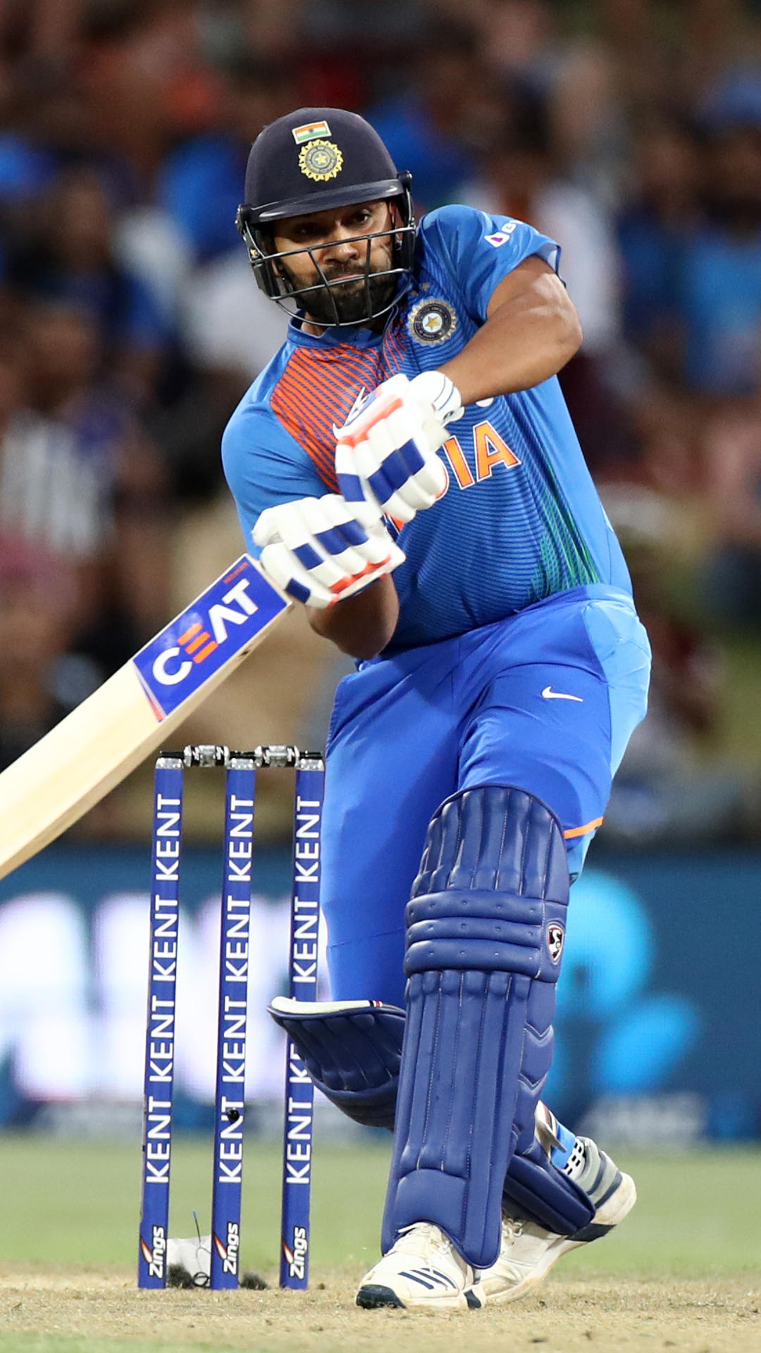 भारत के लिए वनडे में सबसे ज्यादा छक्के जड़ने वाले बल्लेबाजों की लिस्ट 