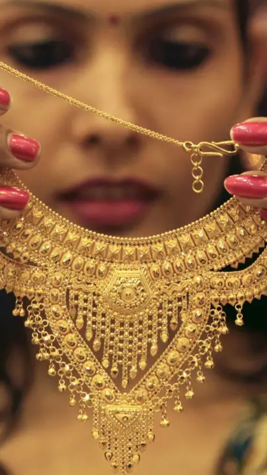Do you understand the hallmarks of gold jewelry?  Know its benefits and important points