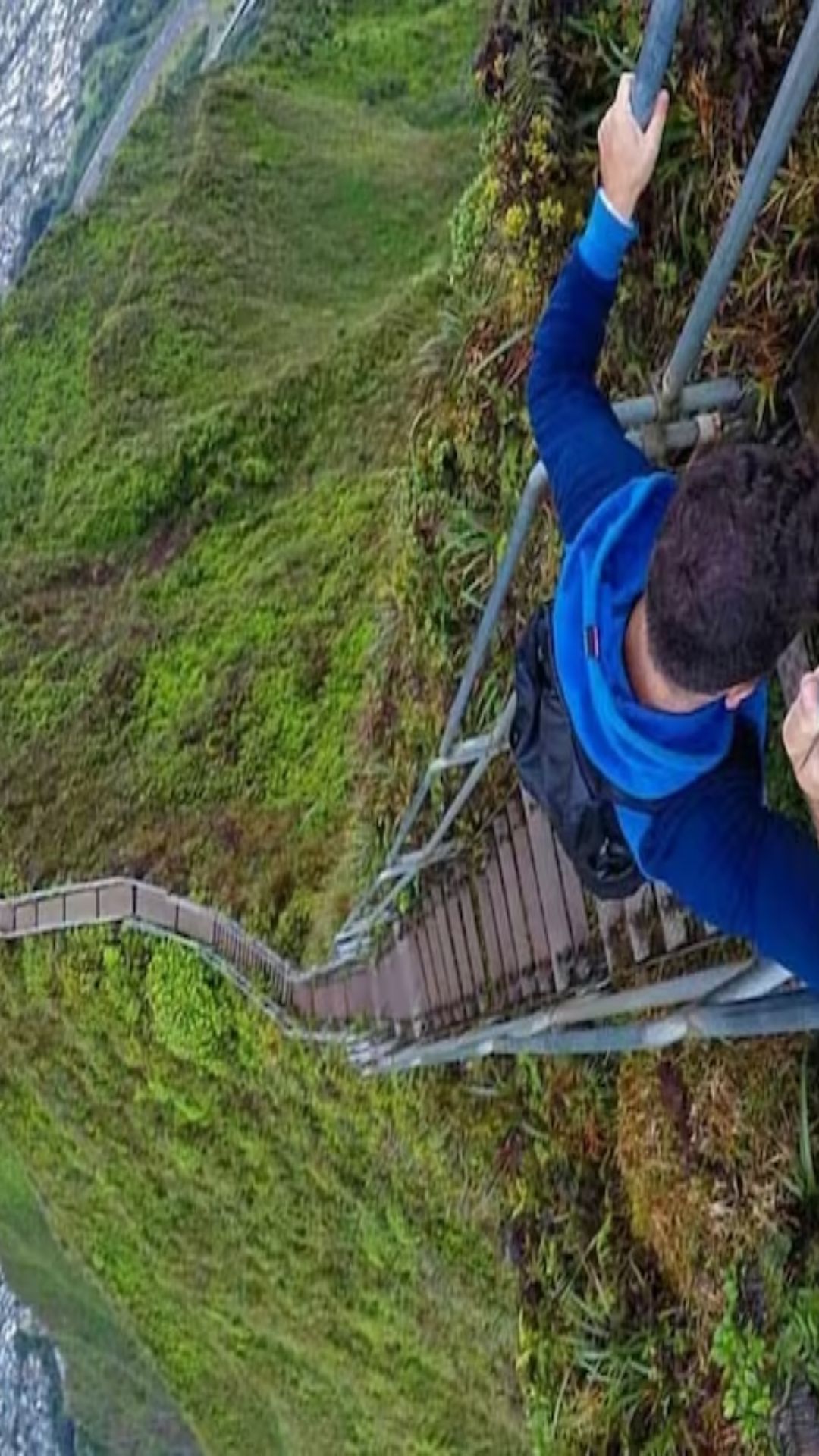 These are the most dangerous stairs in the world, they will break your heart!