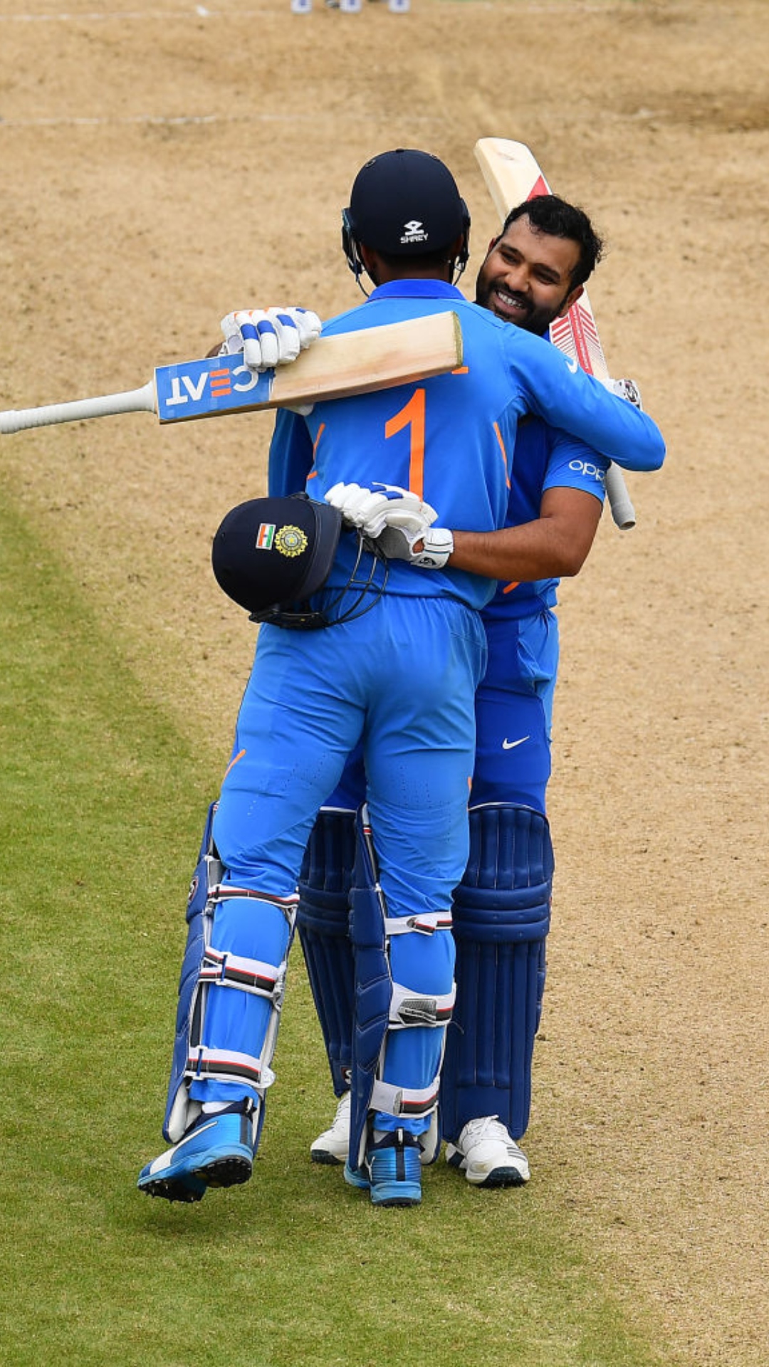 भारत बनाम ऑस्ट्रेलिया मैचों में सबसे अच्छी औसत से बल्लेबाजी करने वाले बल्लेबाज (कम से कम 1000 रन)