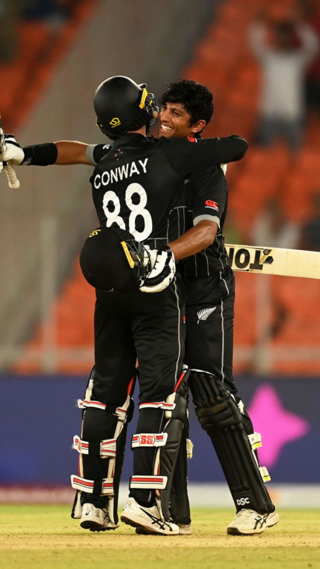वनडे वर्ल्ड कप के सबसे पहले मैच में सेंचुरी लगाने वाले टॉप बल्लेबाज, लिस्ट में 2 भारतीय