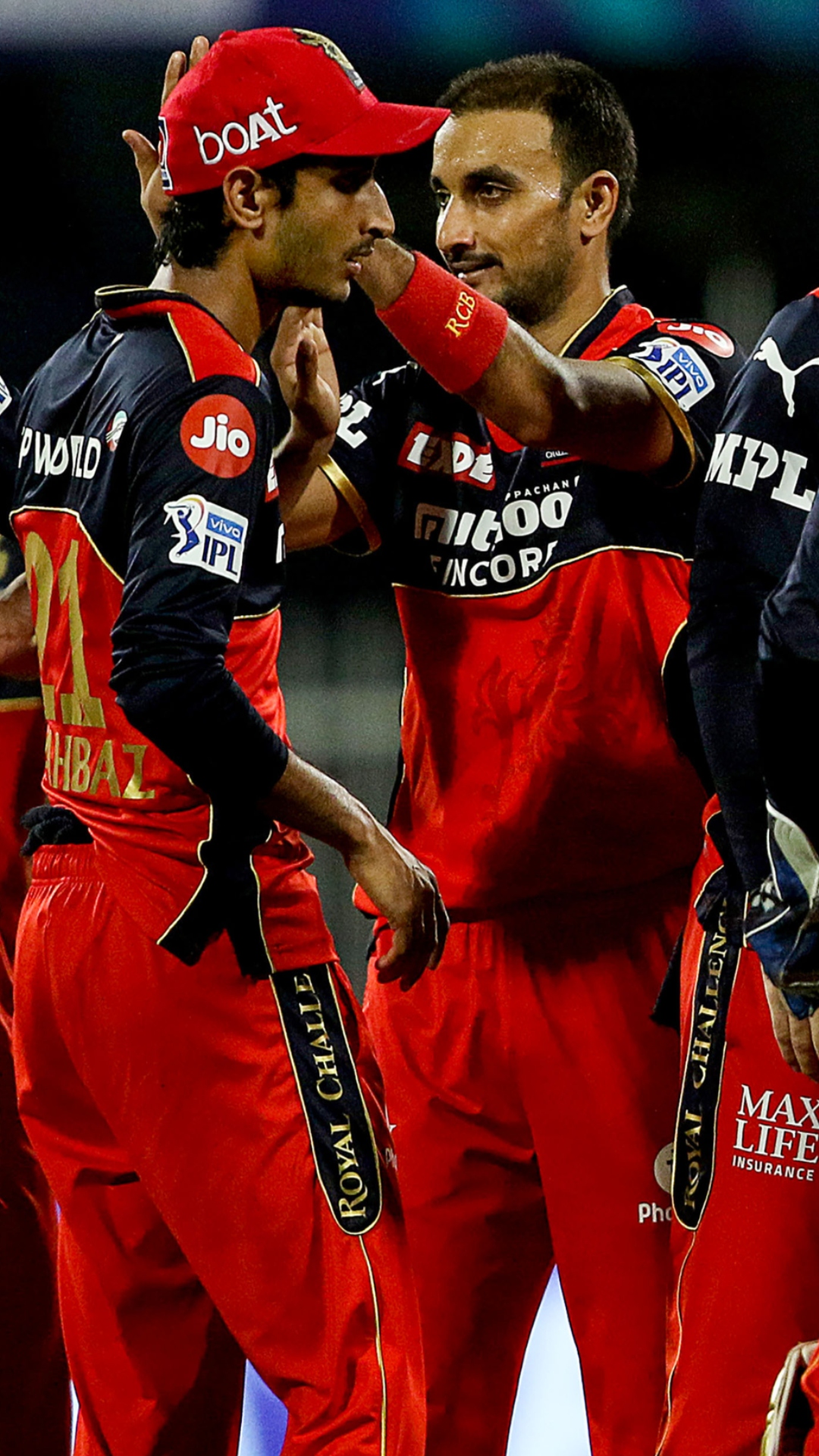 हर IPL टीम ने रिलीज किए इतने खिलाड़ी, जानिए किस नंबर पर हैं CSK और RCB की टीमें