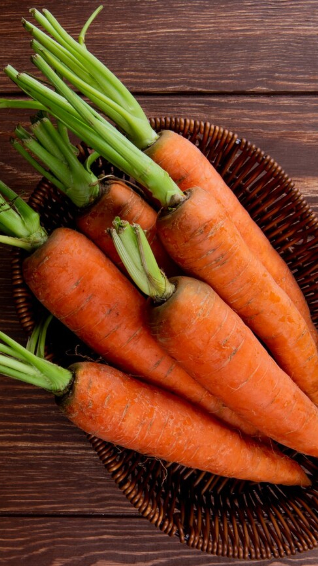 How many carrots to eat daily to remove glasses? 