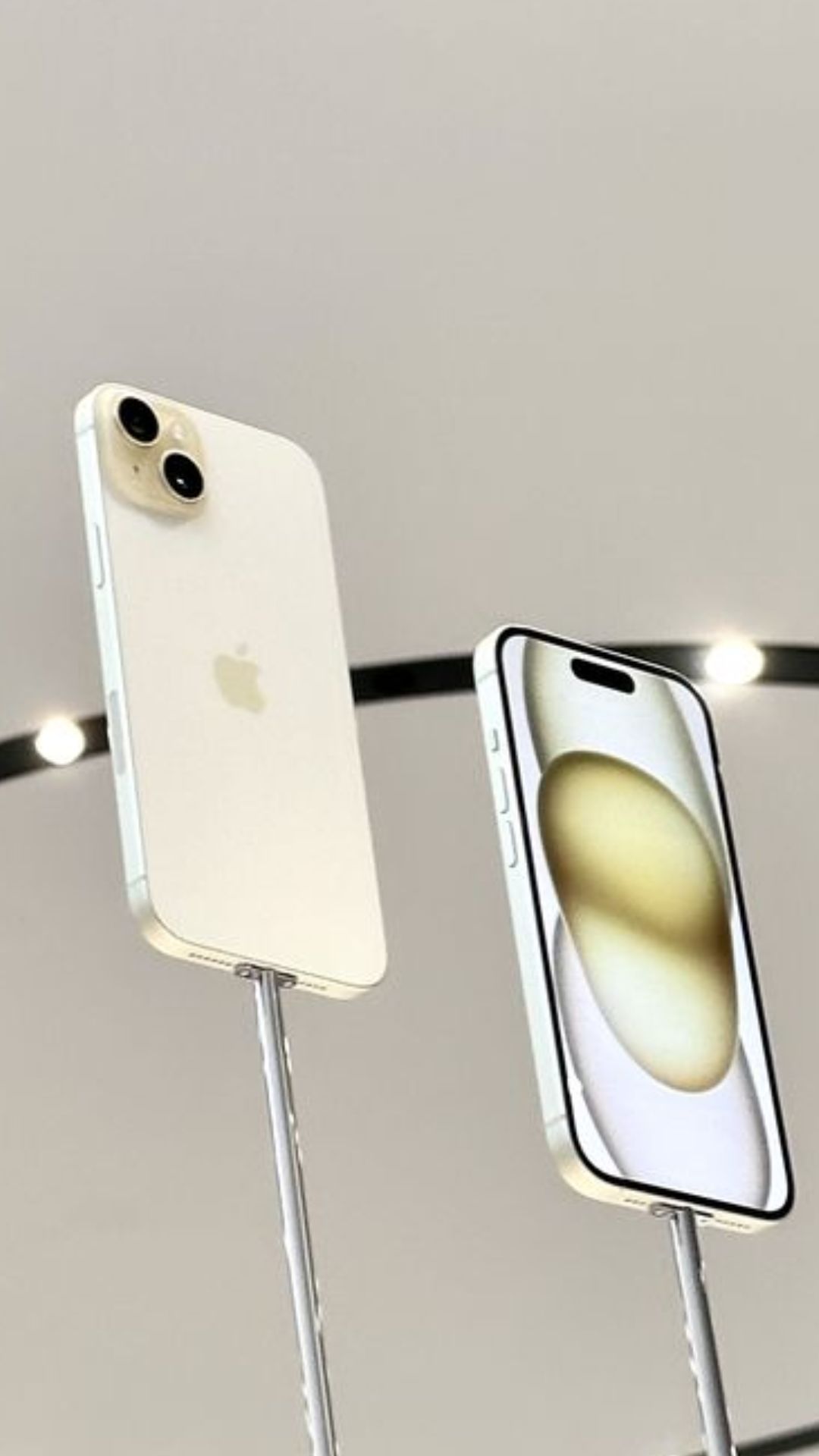 लेटेस्ट iPhone 15 पर आया डिस्काउंट ऑफर, 50 हजार रुपये से कम में खरीदने का शानदार मौका 