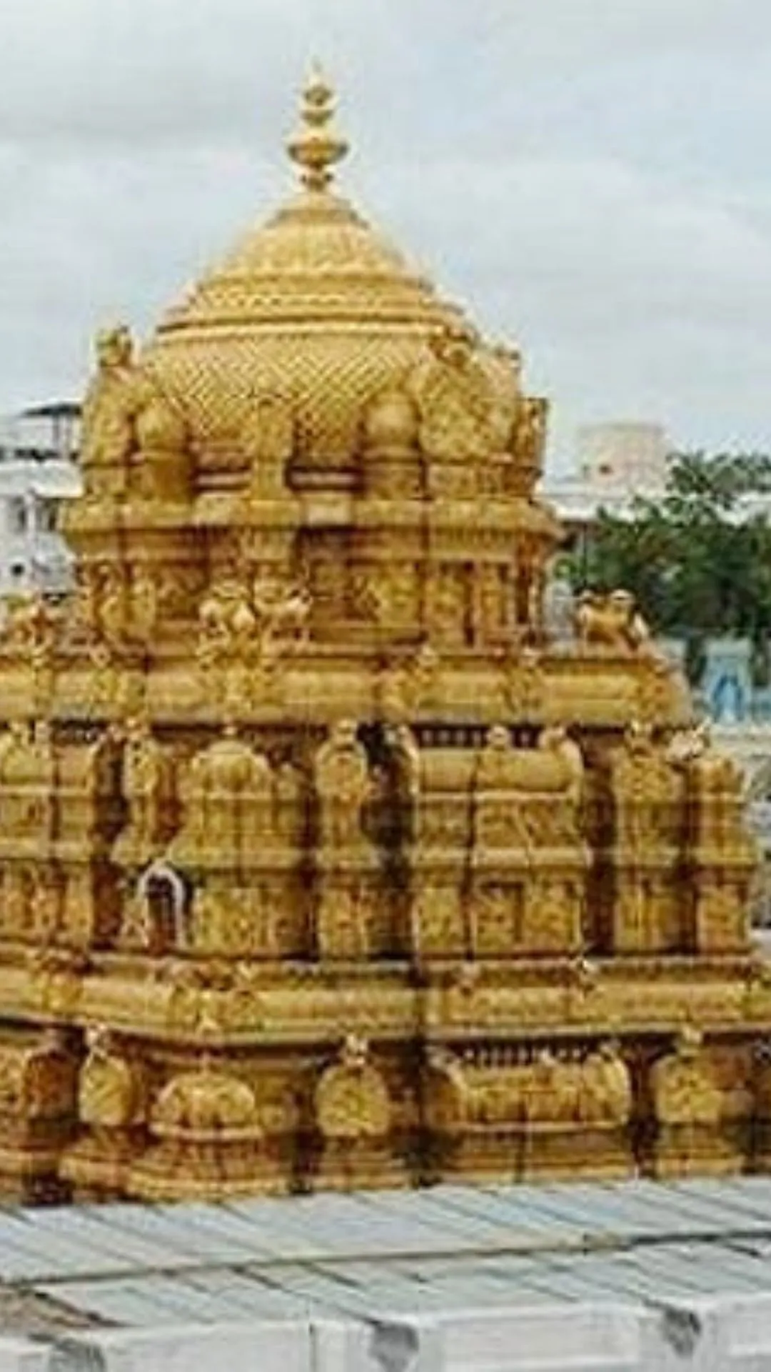देश के इस प्रसिद्ध मंदिर में आया 1,611 करोड़ ​का चढ़ावा
