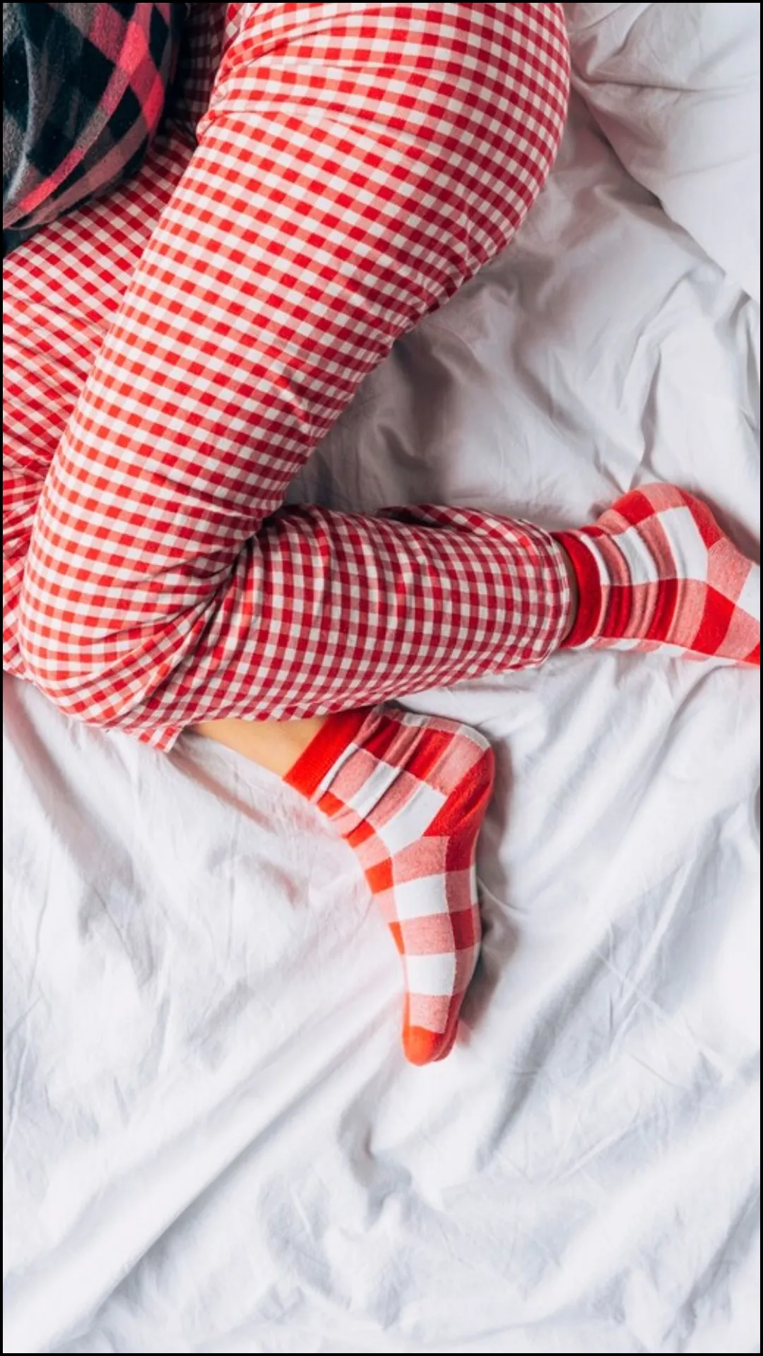 रात को मोजे पहनकर सोना चाहिए या नहीं? 