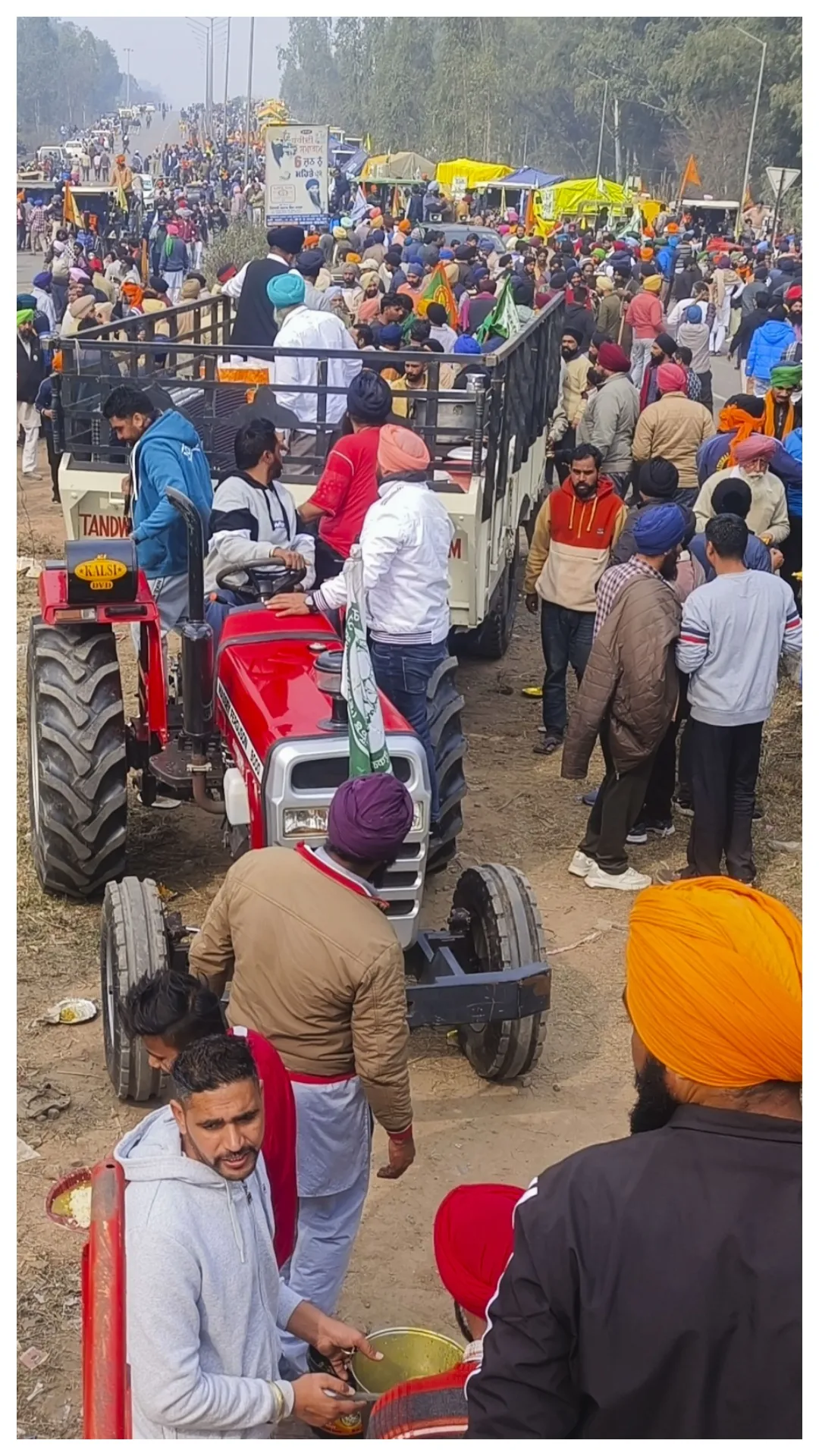 इस बार किसान किसके नेतृत्व में आंदोलन कर रहे हैं, राकेश टिकैट कहां हैं? 